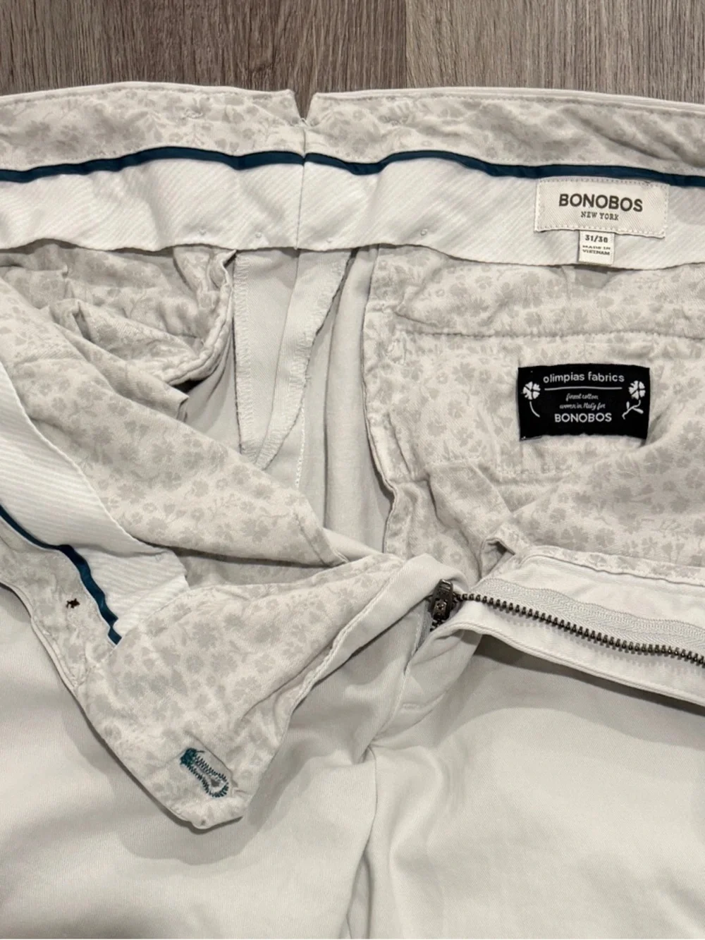 Bonobos Slim Primo Chinos in Oyster Grey